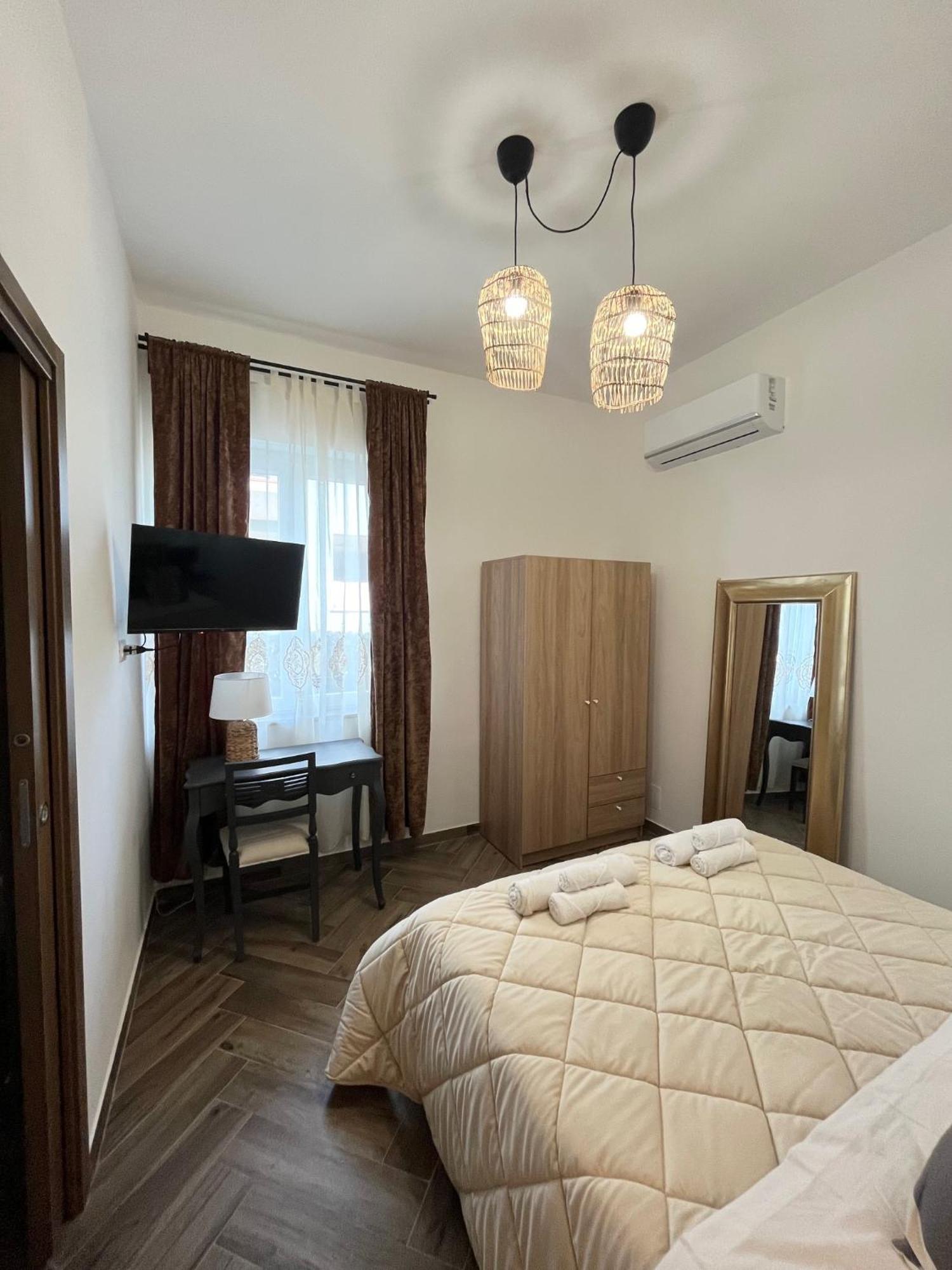 Umi B&B Джулианова Екстериор снимка