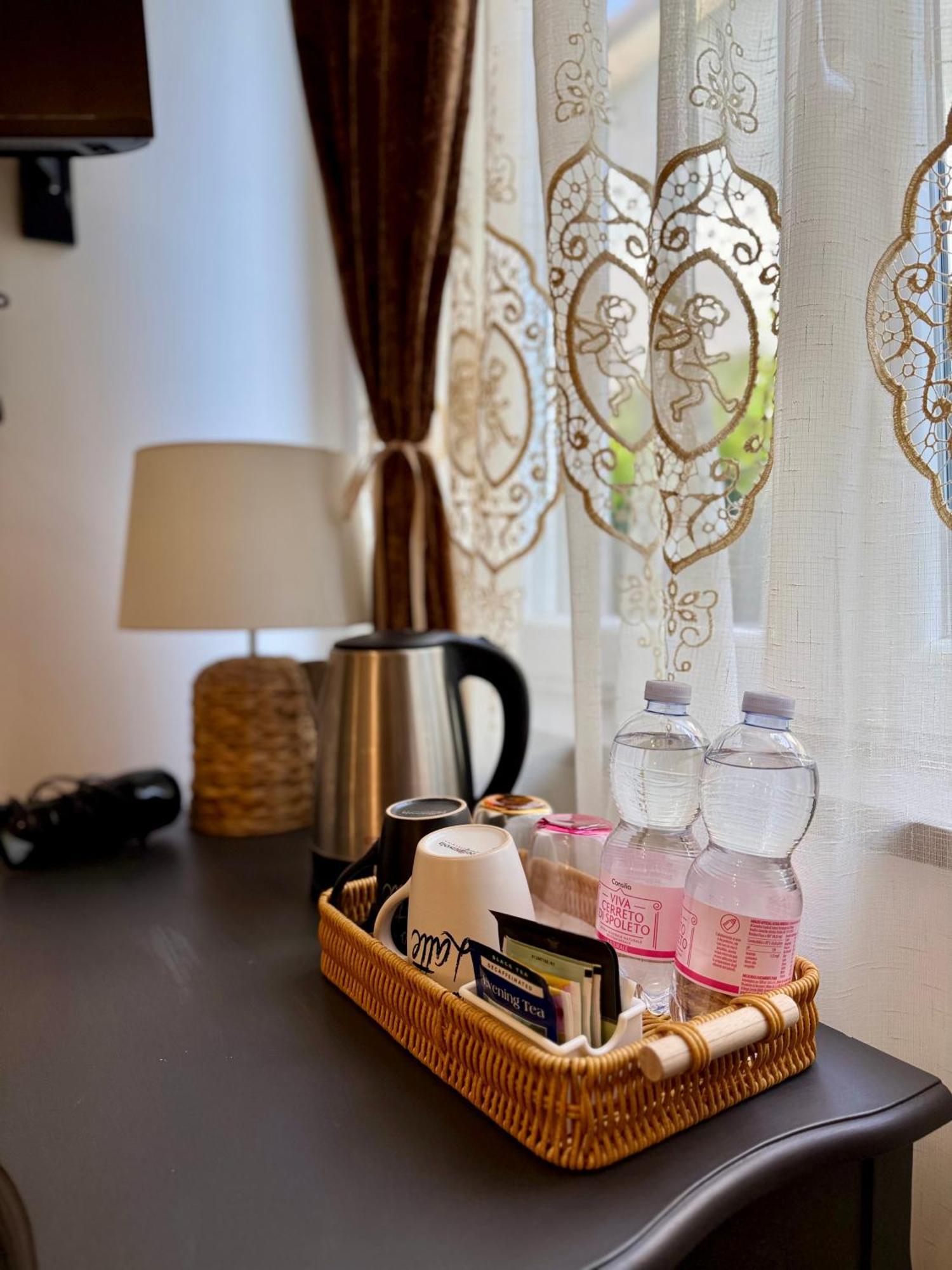 Umi B&B Джулианова Екстериор снимка